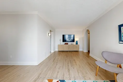 1900 Sheppard Avenue E Toronto ON M2J 4T4