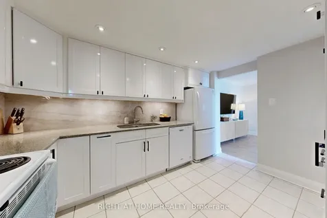 1900 Sheppard Avenue E Toronto ON M2J 4T4