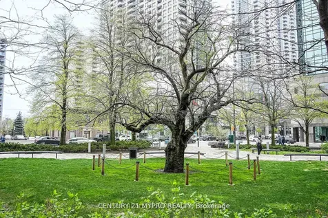 5168 Yonge Street Toronto ON M2N 0G1