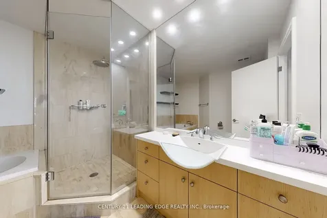 3 Mcalpine Street Toronto ON M5R 3T5