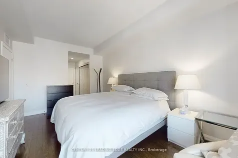 3 Mcalpine Street Toronto ON M5R 3T5