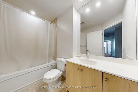 3 Mcalpine Street Toronto ON M5R 3T5