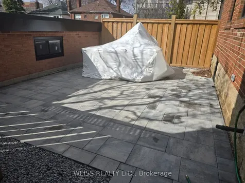199 Glengarry Avenue Toronto ON M5M 1E1