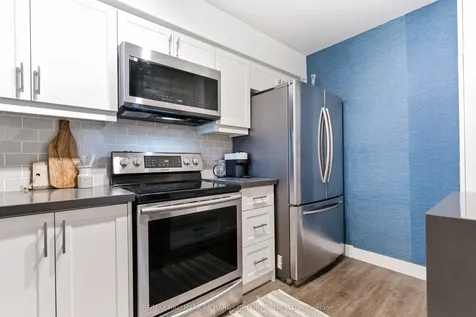 60 Homewood Avenue Toronto ON M4Y 2X4