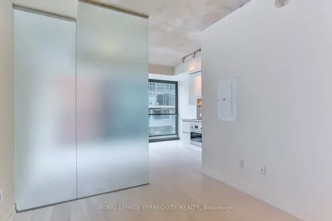 629 King Street W Toronto ON M5V 0G9
