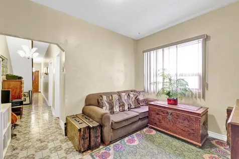 101 Dovercourt Road Toronto ON M6J 3C2