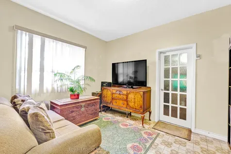 101 Dovercourt Road Toronto ON M6J 3C2