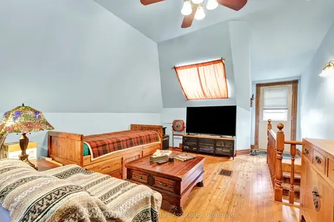 101 Dovercourt Road Toronto ON M6J 3C2