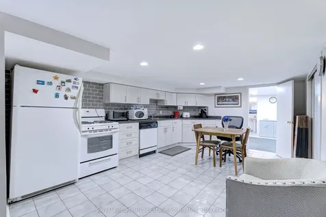 101 Dovercourt Road Toronto ON M6J 3C2