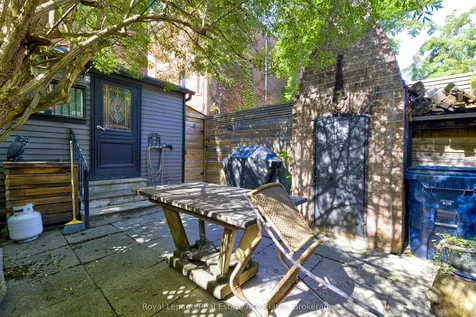 101 Dovercourt Road Toronto ON M6J 3C2
