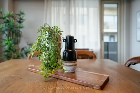 575 Avenue Road Toronto ON M4V 2K2