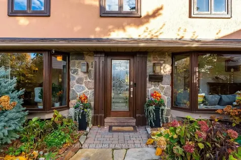 50 Skyview Crescent Toronto ON M2J 1B8