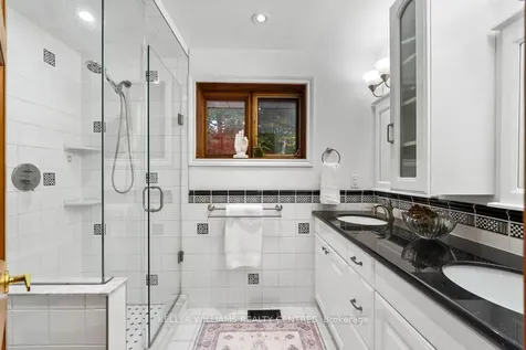 50 Skyview Crescent Toronto ON M2J 1B8