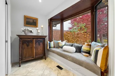 50 Skyview Crescent Toronto ON M2J 1B8