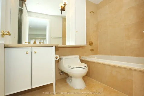 33 Delisle Avenue Toronto ON M4V 3C7