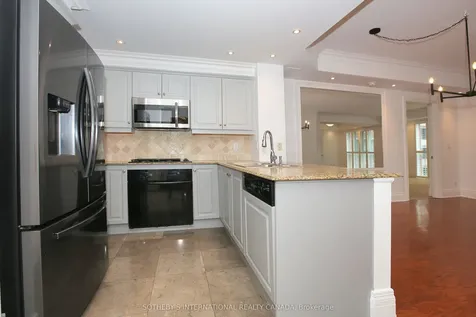 33 Delisle Avenue Toronto ON M4V 3C7