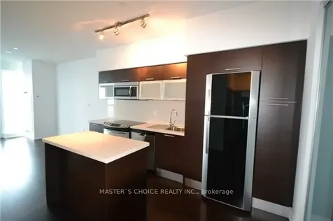 386 Yonge Street Toronto ON M5B 0A5