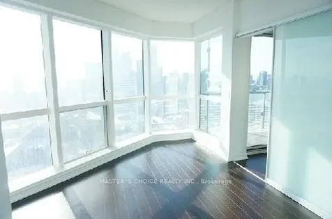 386 Yonge Street Toronto ON M5B 0A5