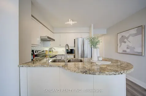 8 Rean Drive Toronto ON M2K 3B9