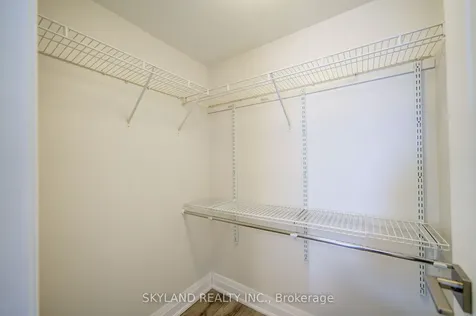 8 Rean Drive Toronto ON M2K 3B9