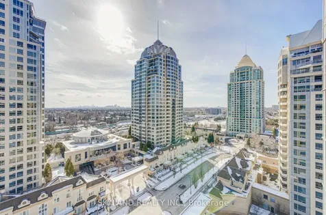 8 Rean Drive Toronto ON M2K 3B9