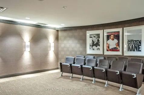8 Rean Drive Toronto ON M2K 3B9