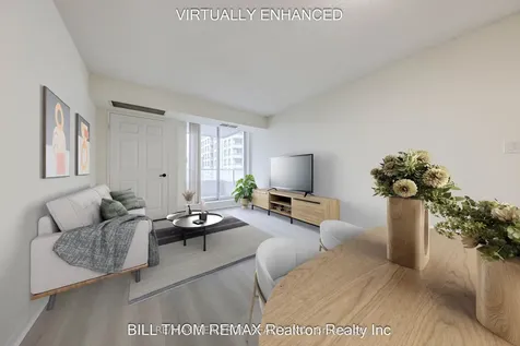 18 Hillcrest Avenue Toronto ON M2N 6T5