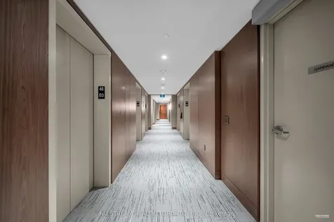 3 Concord Cityplace Way Toronto ON M5V 0X4