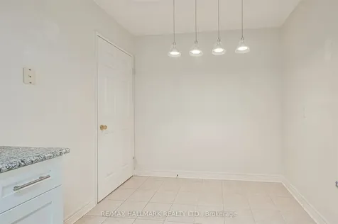 35 Merton Street Toronto ON M4S 3G4