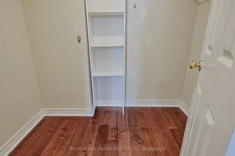 35 Merton Street Toronto ON M4S 3G4