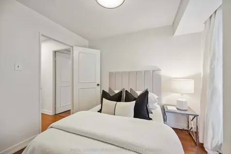 212 St. George Street Toronto ON M5R 2N5