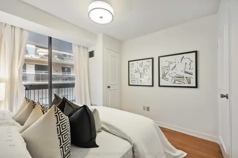 212 St. George Street Toronto ON M5R 2N5