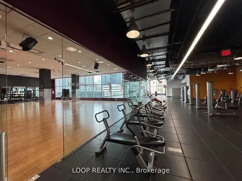 386 Yonge Street Toronto ON M5B 0A5