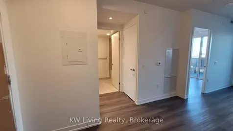 138 Downes Street Toronto ON M5E 0E4