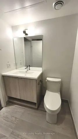 138 Downes Street Toronto ON M5E 0E4