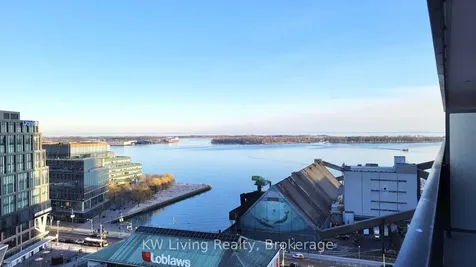 138 Downes Street Toronto ON M5E 0E4
