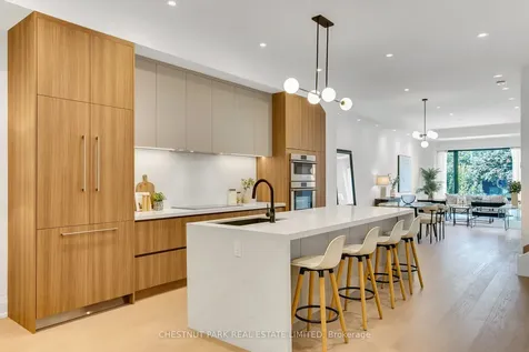 1031 Spadina Road Toronto ON M5N 2M7