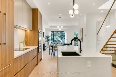 1031 Spadina Road Toronto ON M5N 2M7