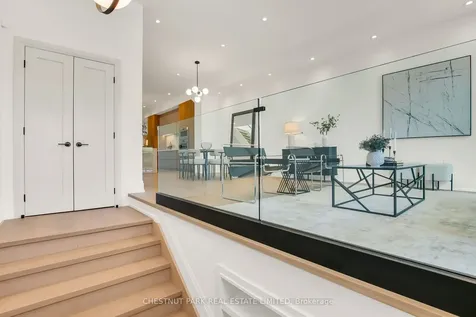 1031 Spadina Road Toronto ON M5N 2M7