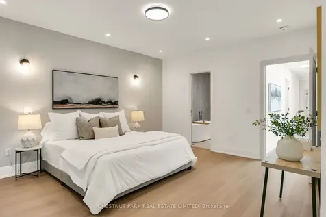 1031 Spadina Road Toronto ON M5N 2M7