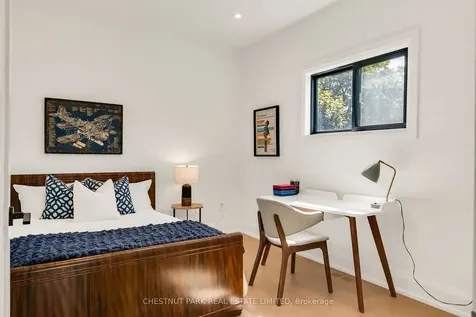 1031 Spadina Road Toronto ON M5N 2M7