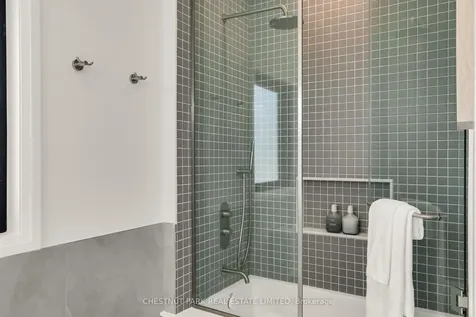 1031 Spadina Road Toronto ON M5N 2M7
