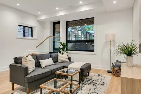 1031 Spadina Road Toronto ON M5N 2M7