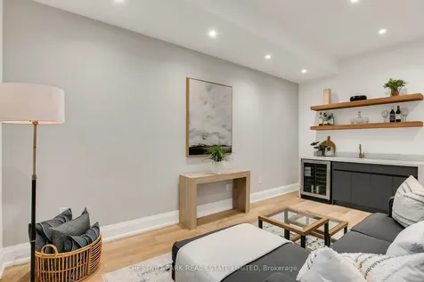 1031 Spadina Road Toronto ON M5N 2M7