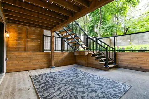 1031 Spadina Road Toronto ON M5N 2M7