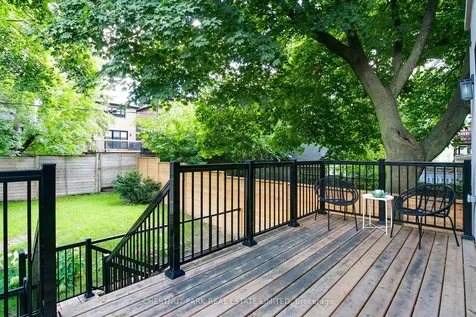 1031 Spadina Road Toronto ON M5N 2M7