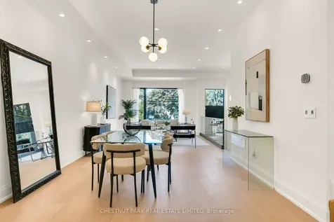 1031 Spadina Road Toronto ON M5N 2M7