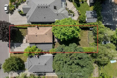 598 Coldstream Avenue Toronto ON M6B 2L2