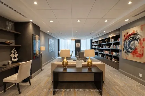 825 Church Street Toronto ON M4W 3Z4