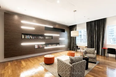 66 Forest Manor Road Toronto ON M2J 0B7